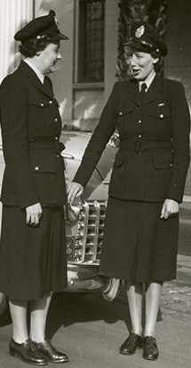 Photo of two pioneering policewomen